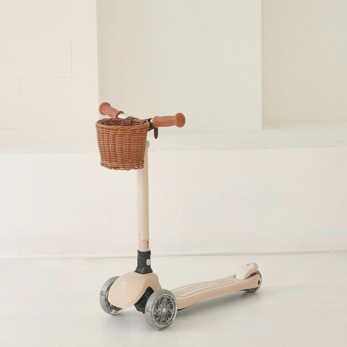 3-Wheel Foldable Toddler Scooter with LED Light-Up Wheels V790006
