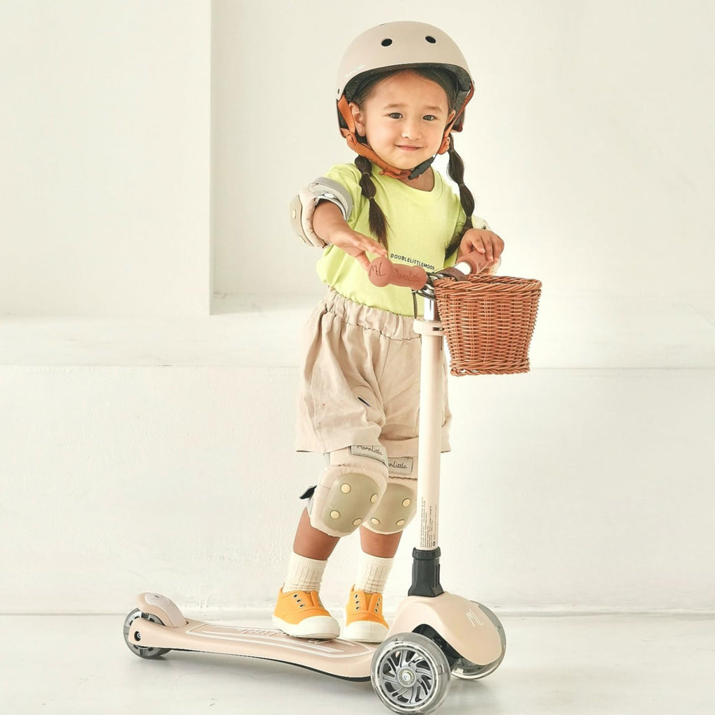 3-Wheel Foldable Toddler Scooter with LED Light-Up Wheels V790006